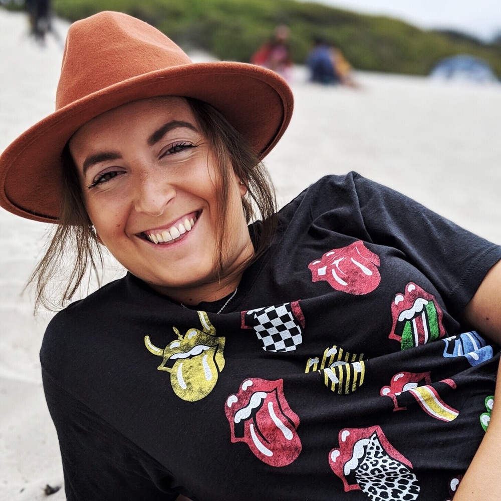 Meet your Posher, Hannah